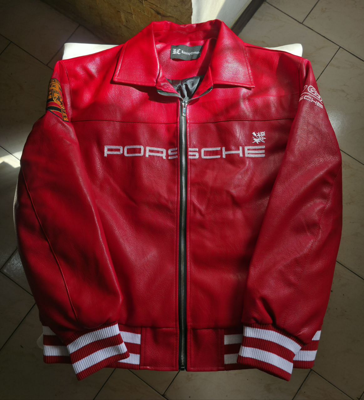 Chaqueta de Cuero Roja Aime Leon Dore × Porsche