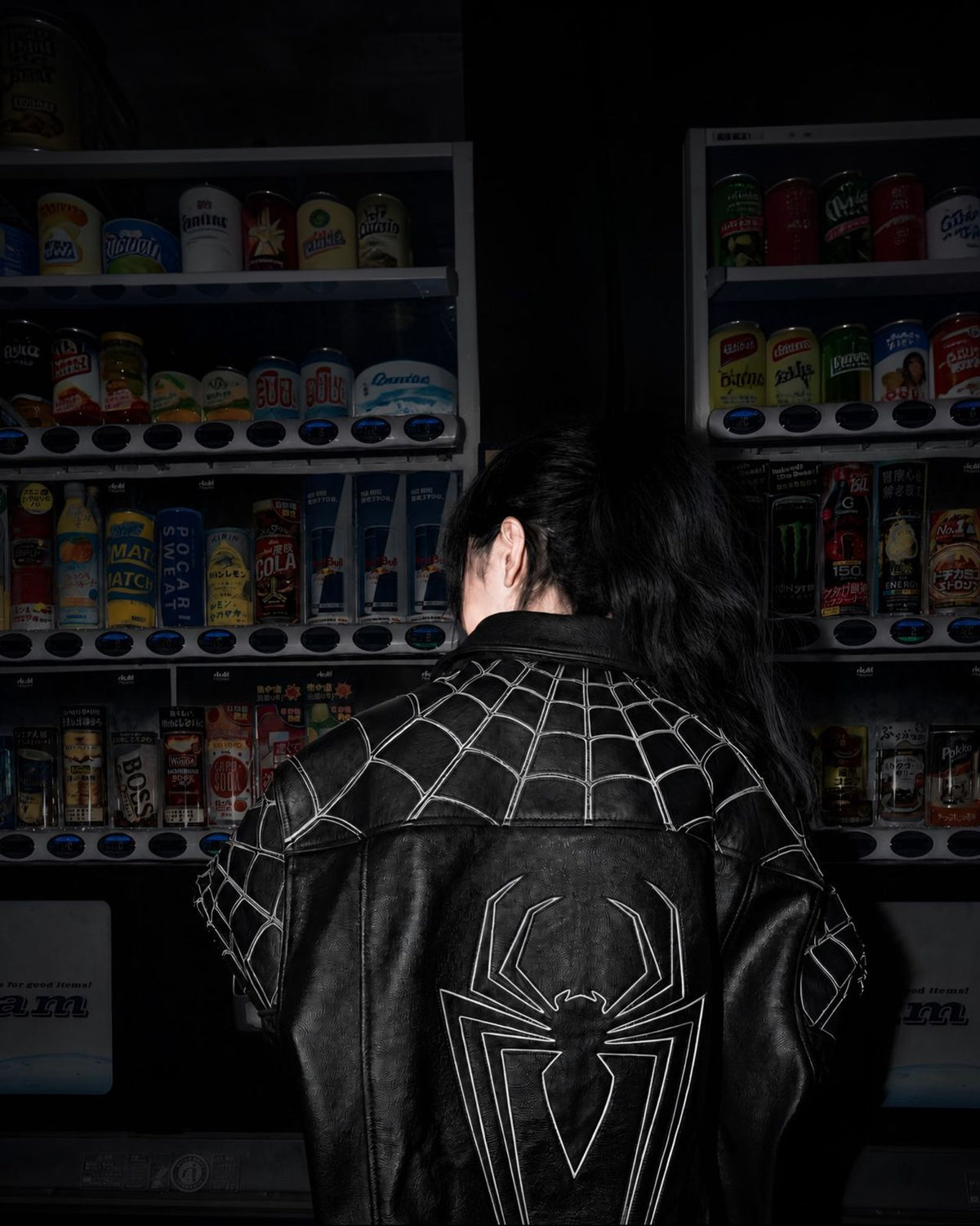 Supreme x Spider Man Leather Jacket 2026 – Negro y Blanco
